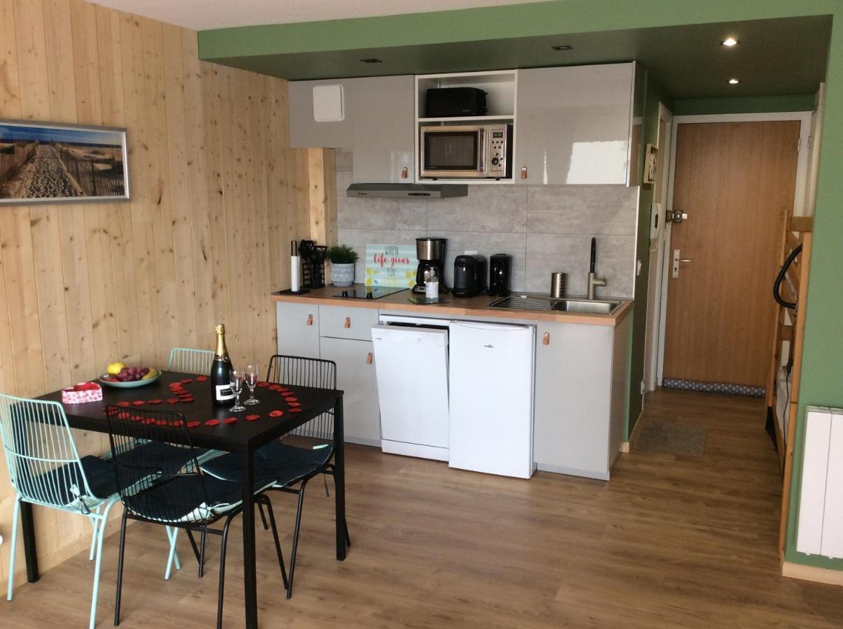 Les Obiones, Vue Laterale Mer, Fort Mahon Plage, Magnifique Studio Cabine 4P, Avec Balcon , Parking Prive Gratuit, Wifi, Classe 2 Etoiles, Exposition Plein Sud En Baie De Somme 외부 사진