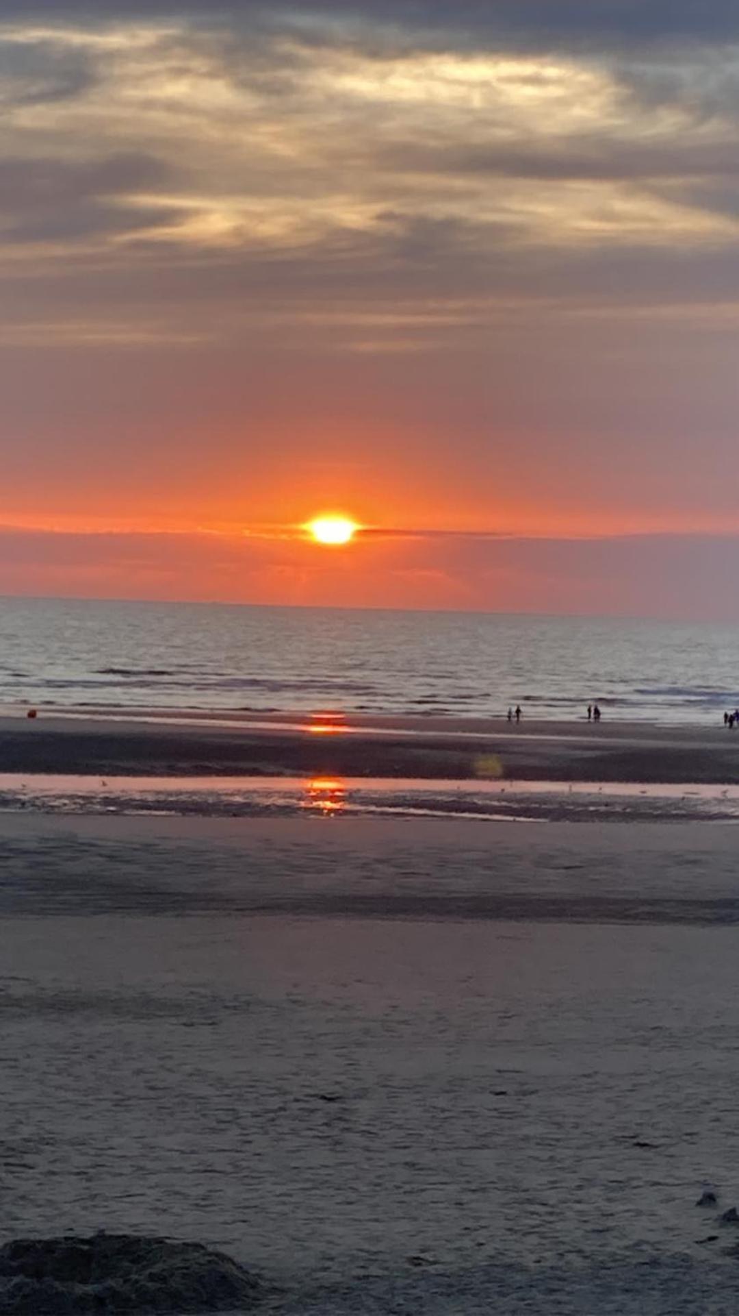Les Obiones, Vue Laterale Mer, Fort Mahon Plage, Magnifique Studio Cabine 4P, Avec Balcon , Parking Prive Gratuit, Wifi, Classe 2 Etoiles, Exposition Plein Sud En Baie De Somme 외부 사진
